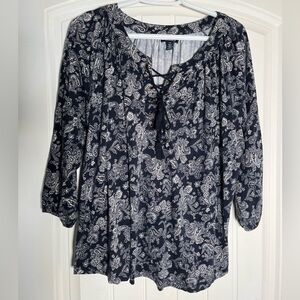 Chaps Navy and White Paisley Blouse with 3/4 length sleeves and toe front